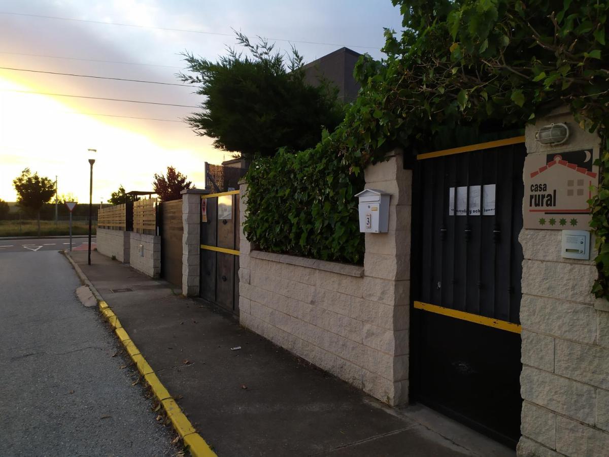 Cuarenta Y Ocho Luces Guest House Burgo Exterior foto